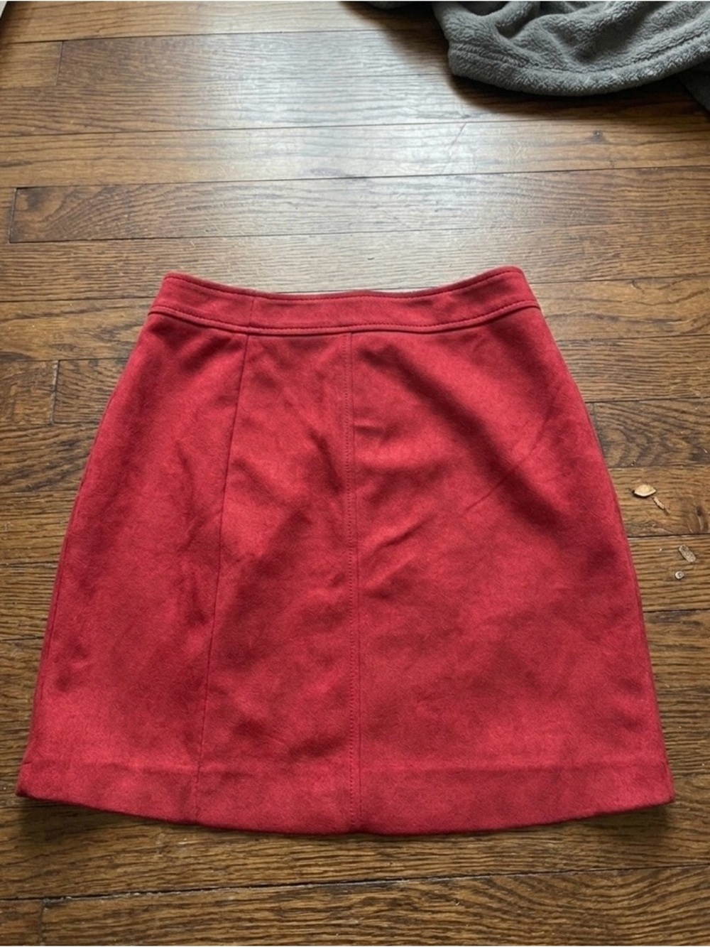 LOFT Crimson Red Faux-Suede Mini Skirt | Size 4P
